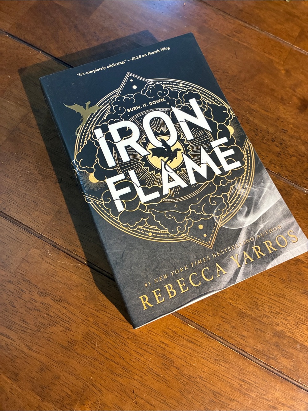 Iron Flame by Rebecca Yarros paperback novel Book 📕